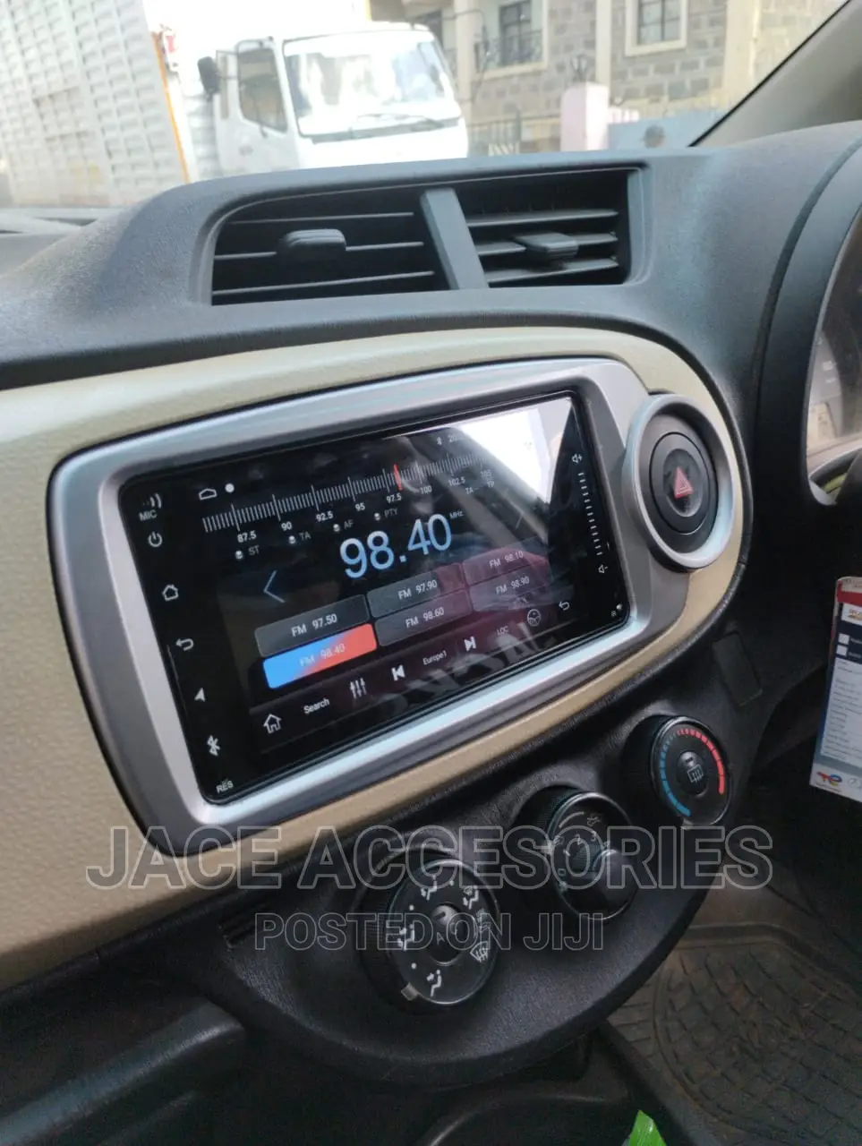 Latest Android 13 Car Radio 2gb +32gb