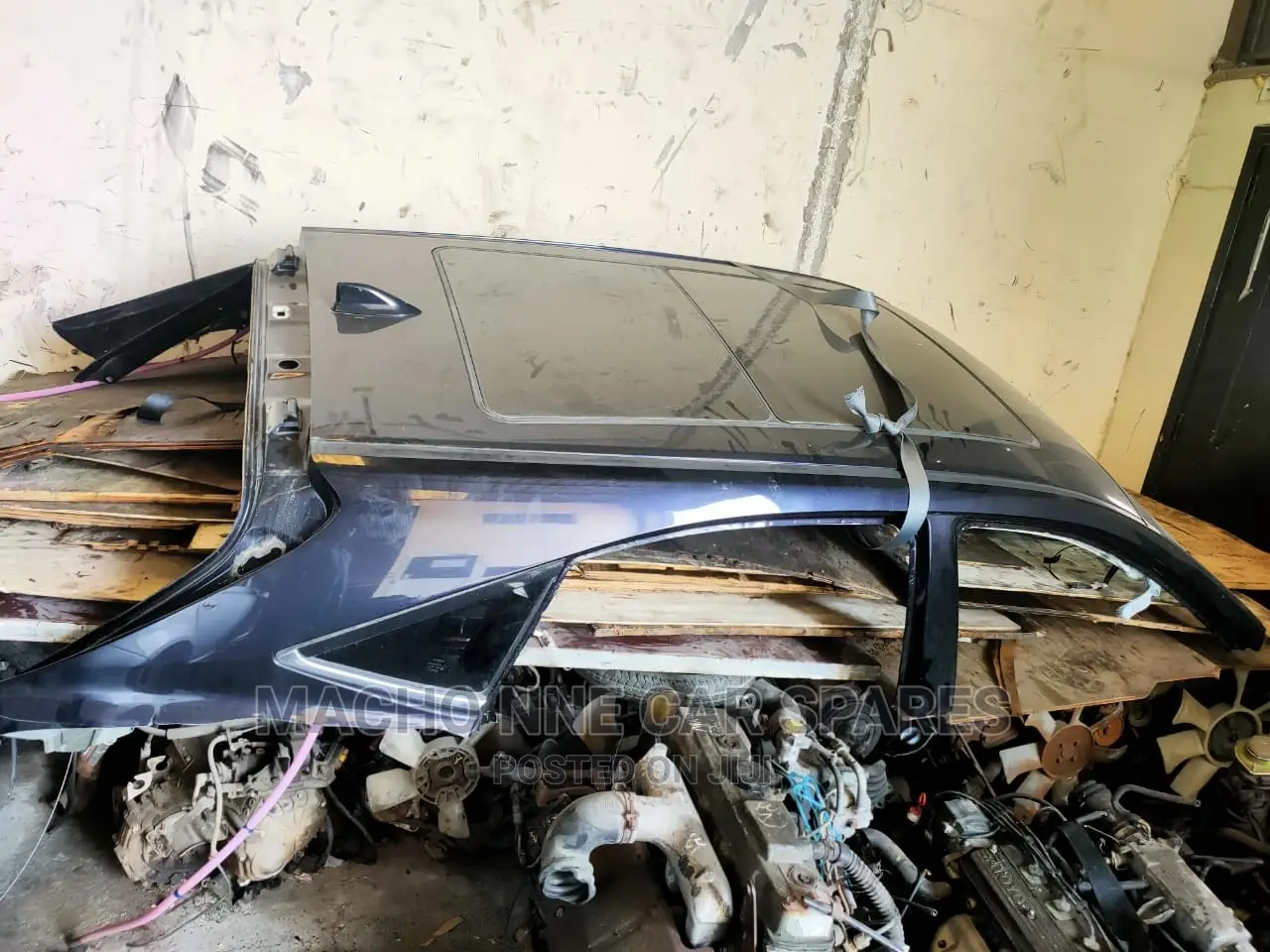 Toyota Harrier 2015-2018 Roof