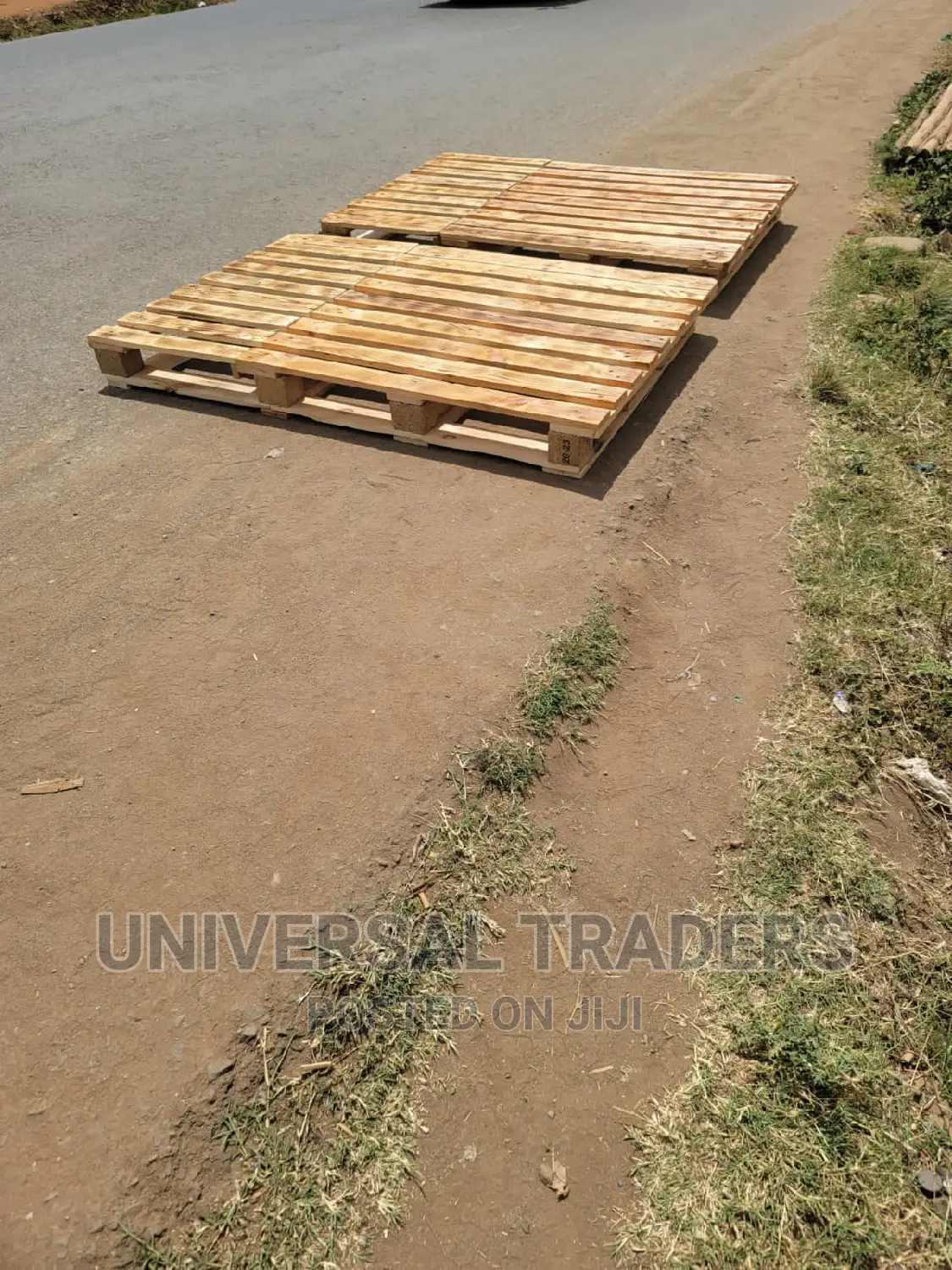 Pallets Bed - DIY Detachable 5 by 6 Pallet Bed