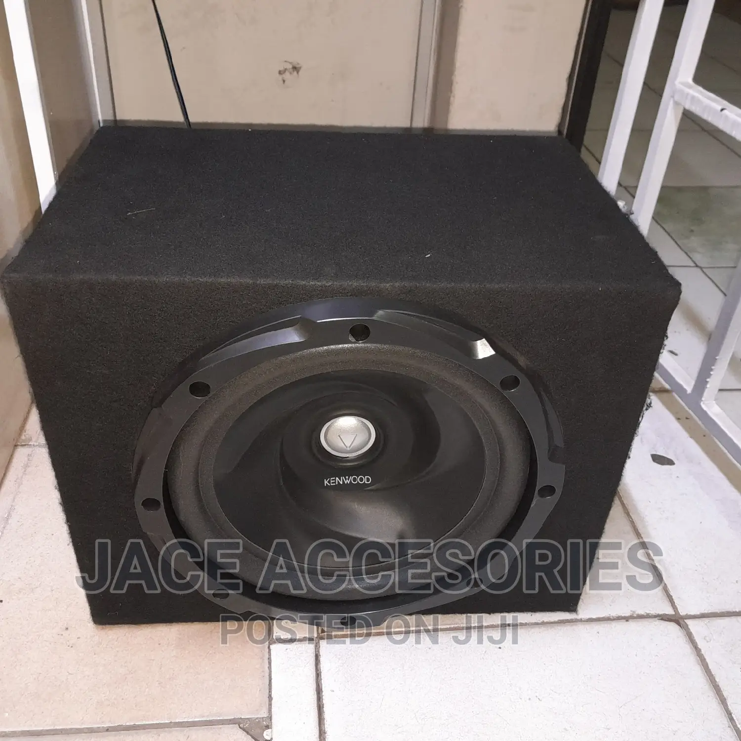 New Kenwood Subwoofer With Enclosure