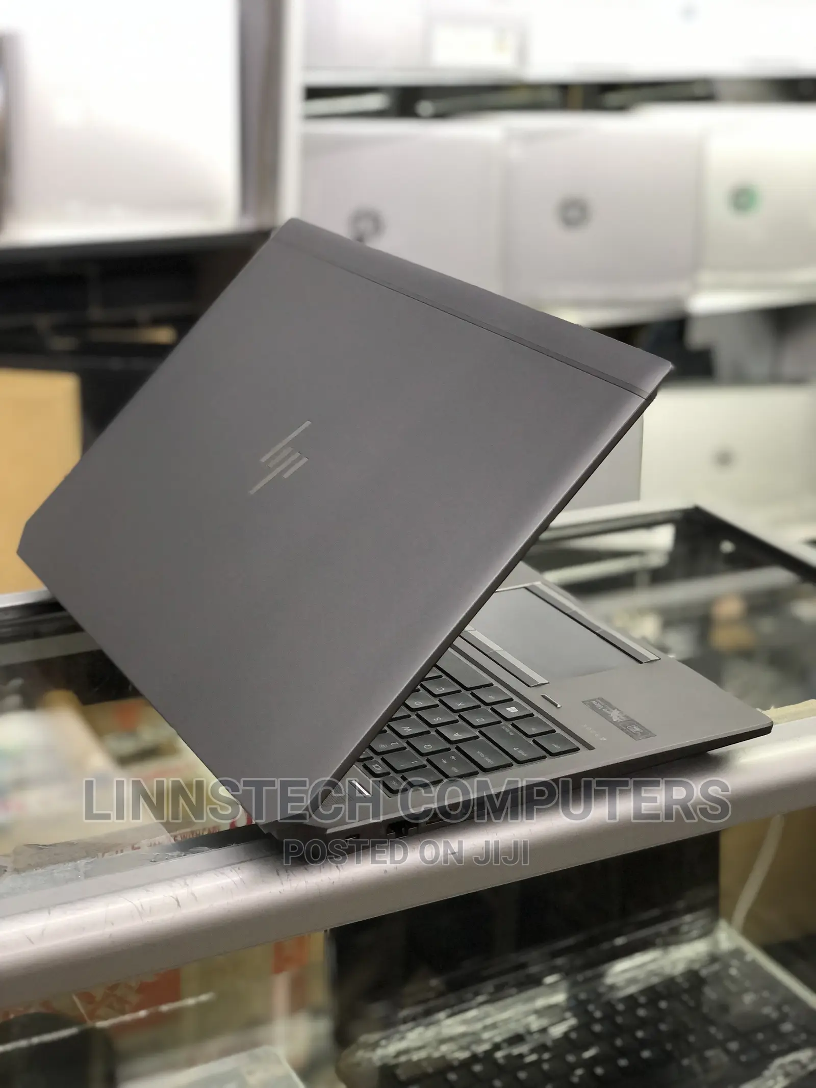 Laptop HP ZBook 15u G5 16GB Intel Core I7 SSD 512GB