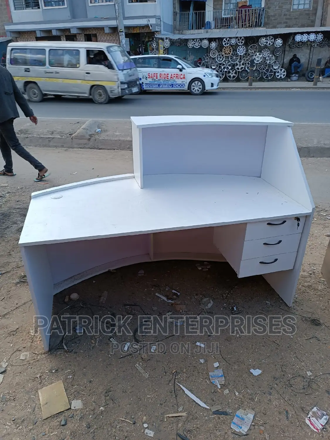 Morden Reception Desk 2mtrs