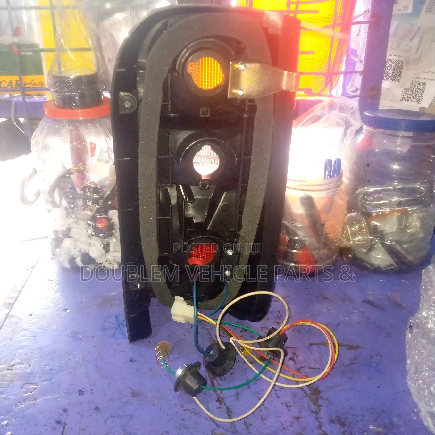 Tail Lamp Toyota Hiace 1993,1994,1995,1996 Onwards/5l/Shark