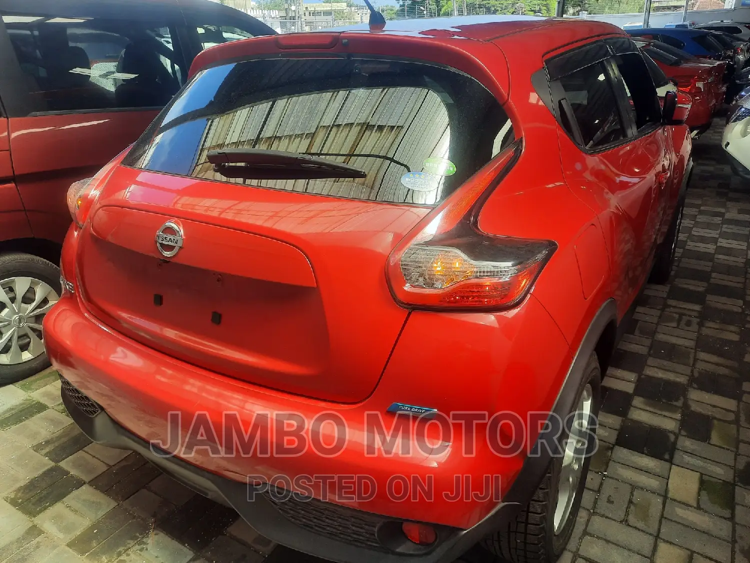 Nissan Juke SV FWD 2016 Red