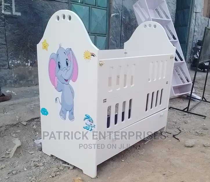 Morden Wooden Baby Cot 4 By 2 Fitts