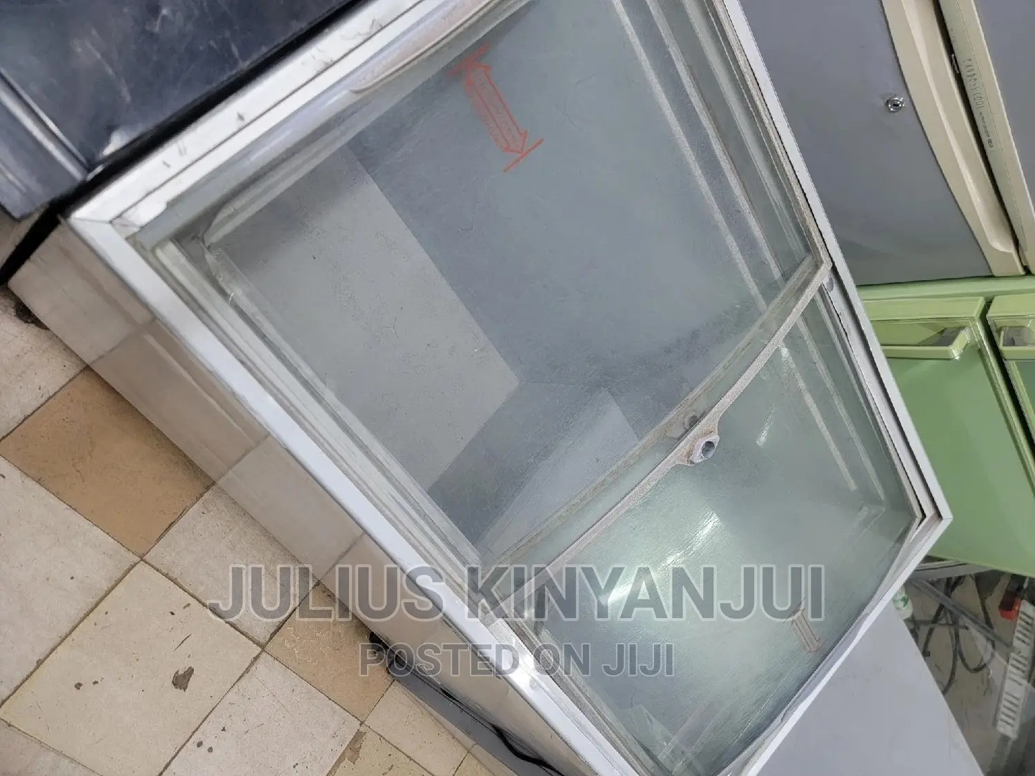 Showcase Deep Freezer 350l