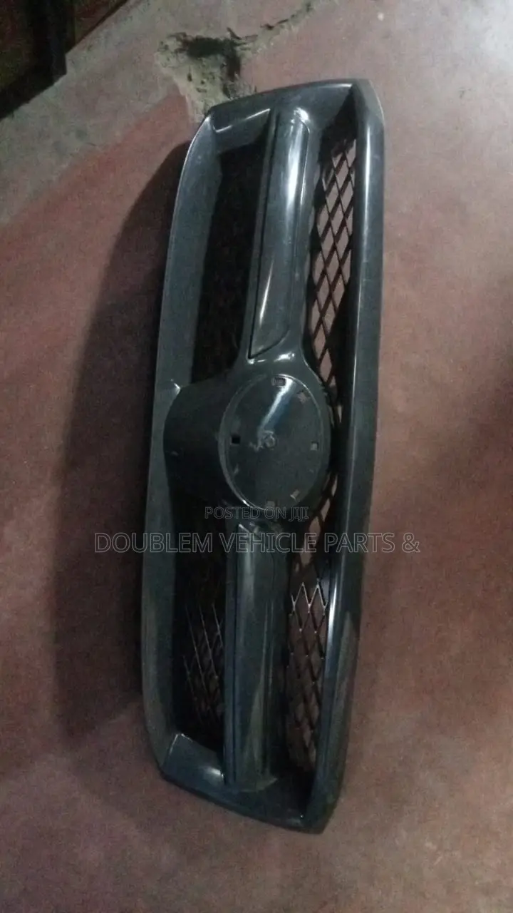 Grill Toyota Hilux Vigo 2004 Grey
