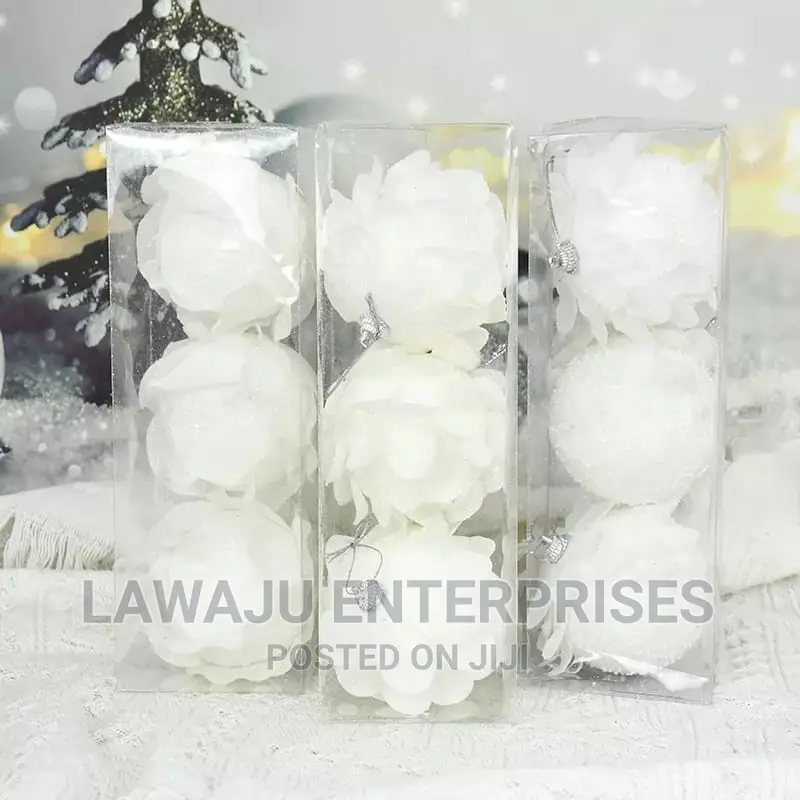 White Petal Balls Christmas Tree Decor