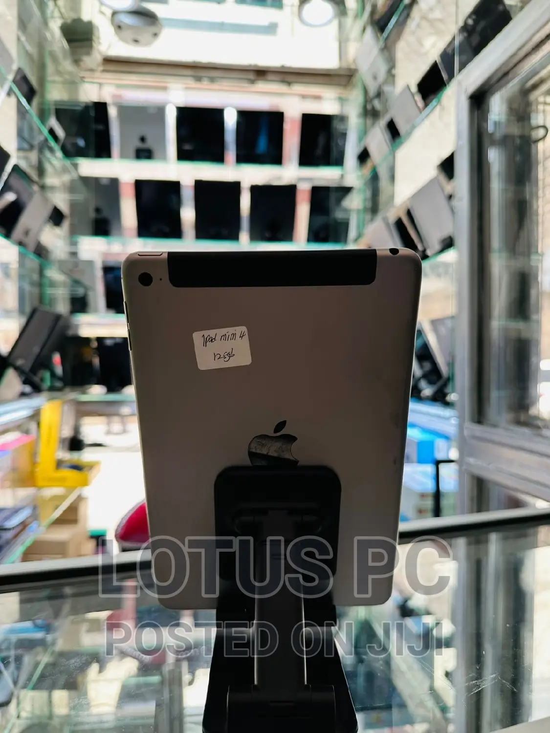 Apple iPad mini 4 128 GB Gray