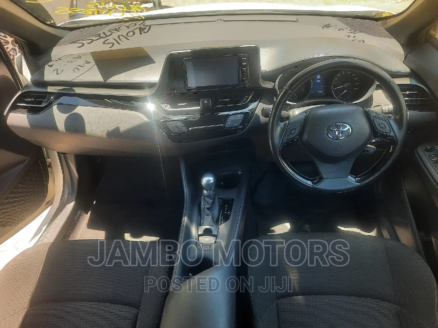 Toyota C-HR 2017 White