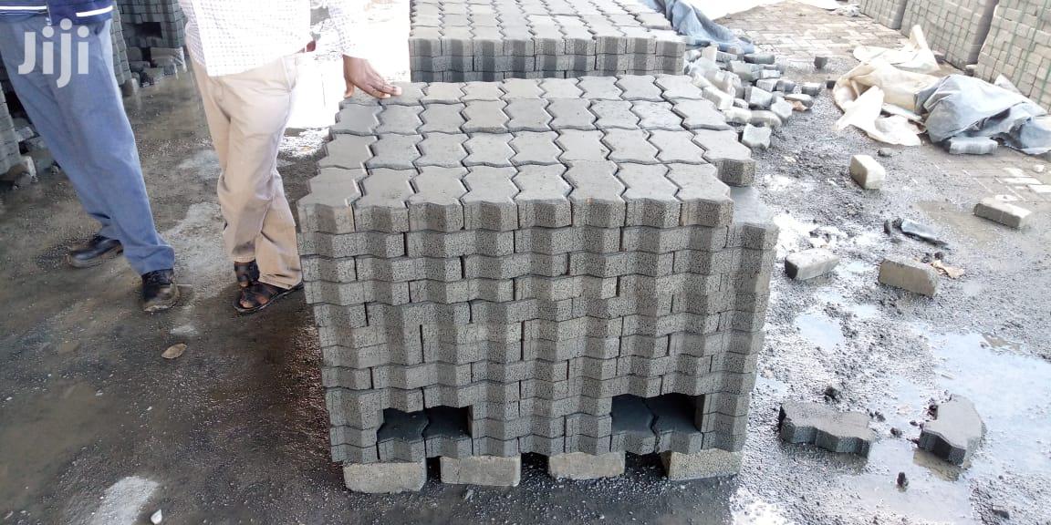 Cabro/ Paving Blocks