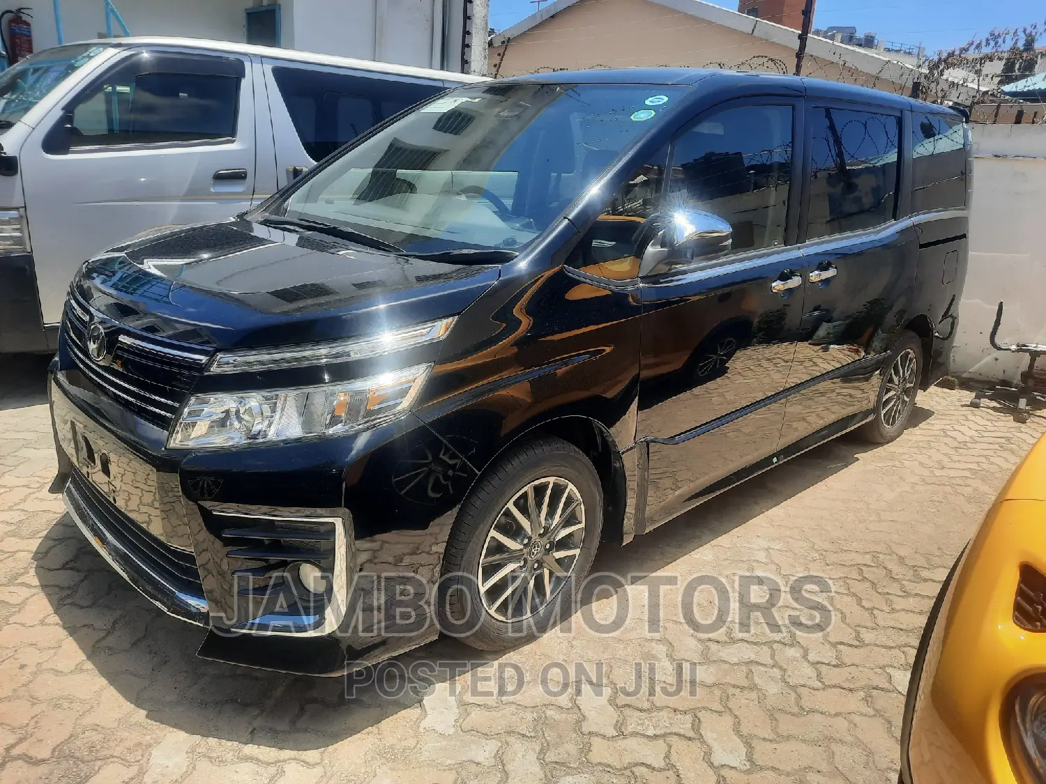 Toyota Voxy 2016 Black
