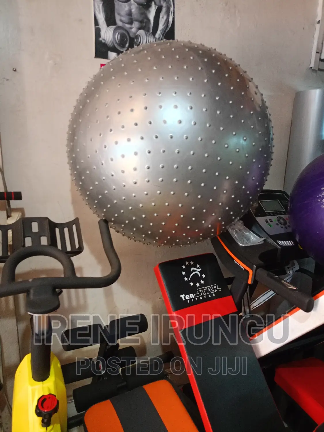 Gym Ball, Spikes Gym Ball