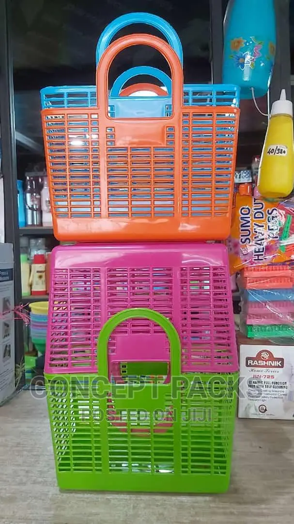 12pcs Paras Plastic Basket