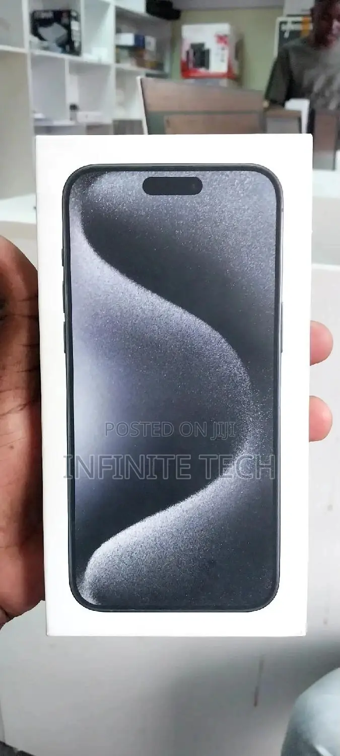 New Apple iPhone 15 Pro Max 256 GB Black