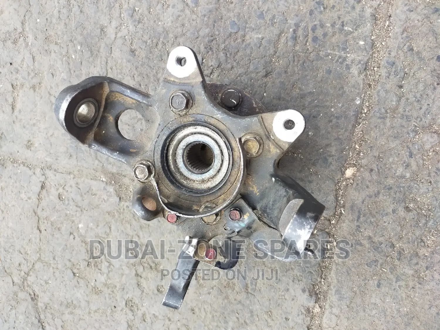 Pajero Shogun 2014-2021 Steering Knuckle/Stopper Axle.
