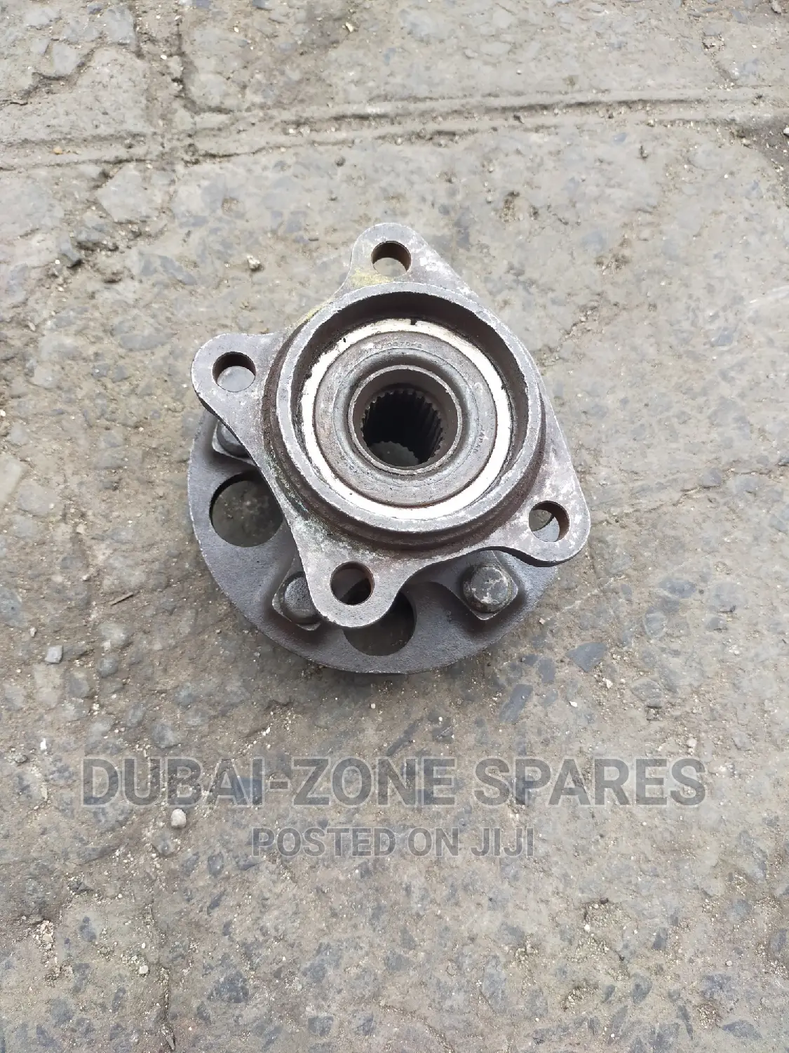 Harrier, Lexus, Rumion, Vanguard,Rav 4, Wishrear Wheel Hubs.