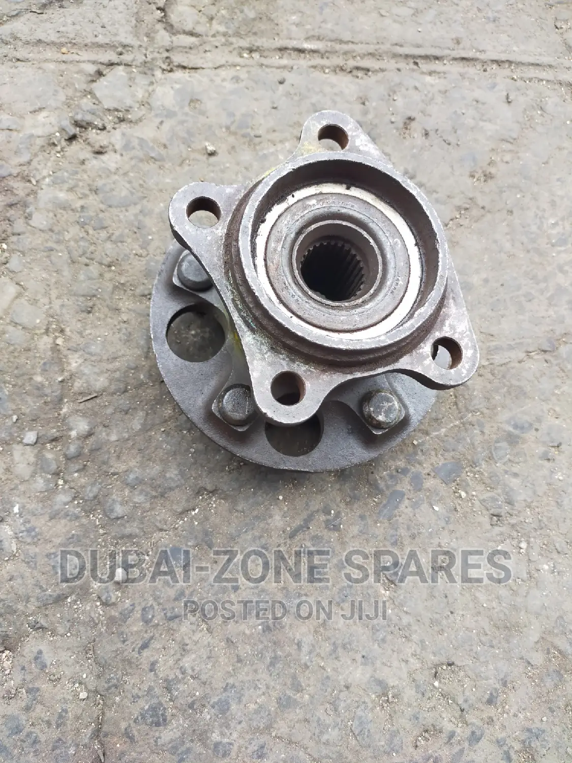 Harrier, Lexus, Rumion, Vanguard,Rav 4, Wishrear Wheel Hubs.