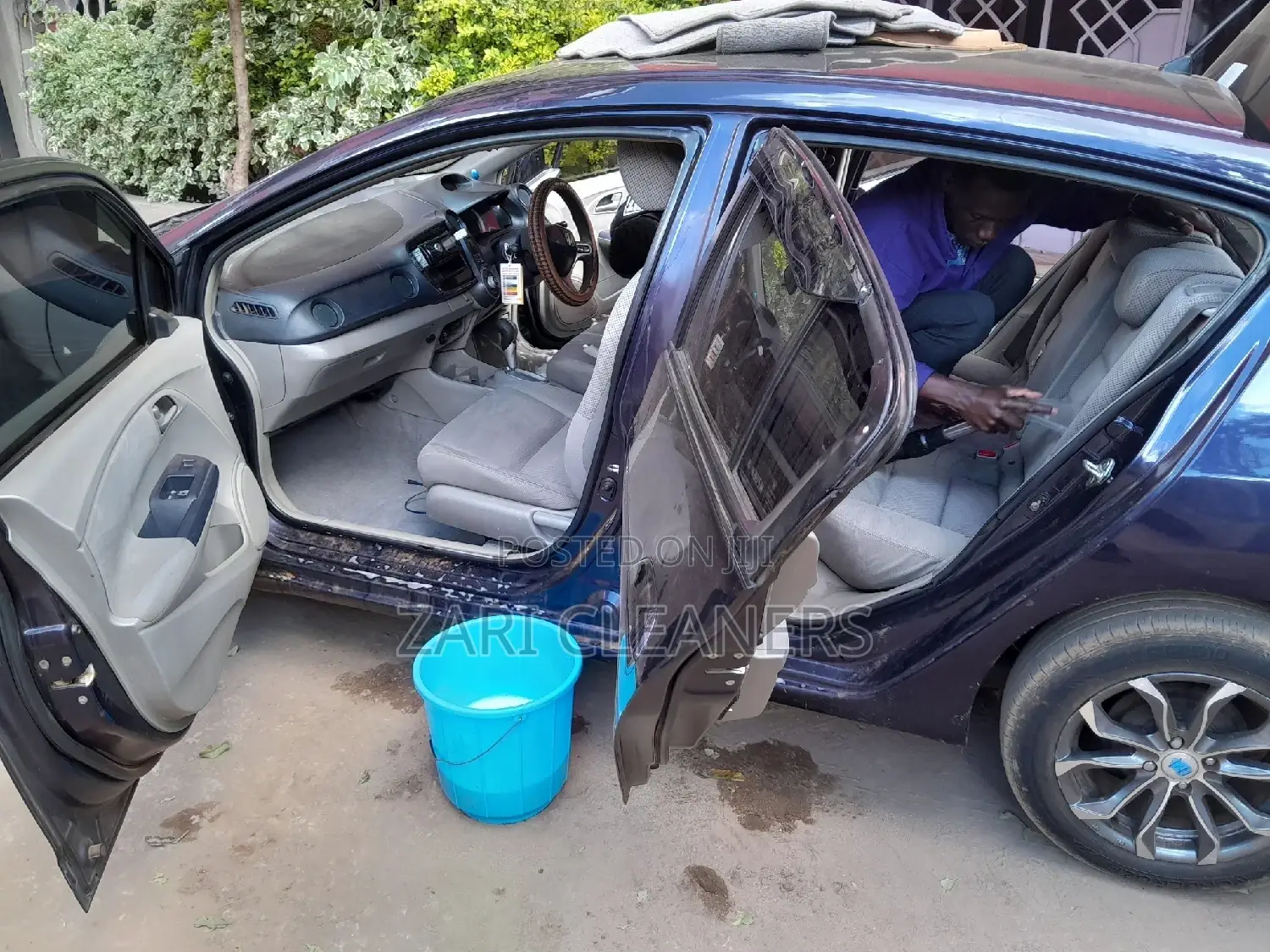 Sofasets, Car Interior Cleaning and Mattresses Cleaning Service
