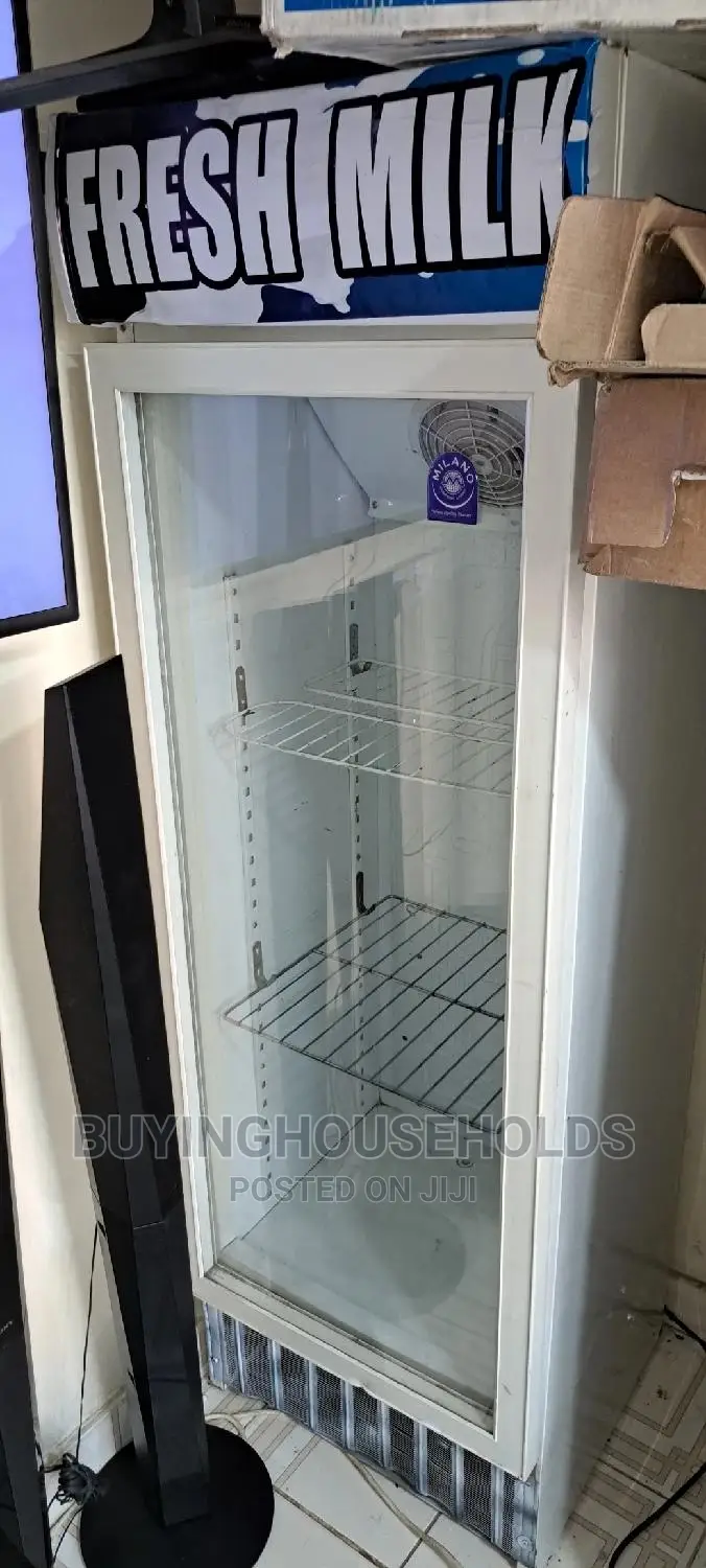 Ramtons 200L Showcase Display Fridge