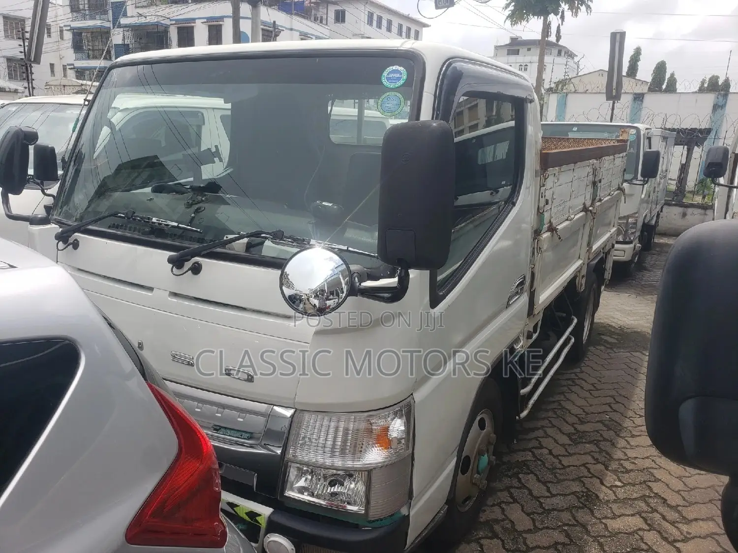 Mitsubishi Canter//Manual//Diesel// 2017// Short Chassis