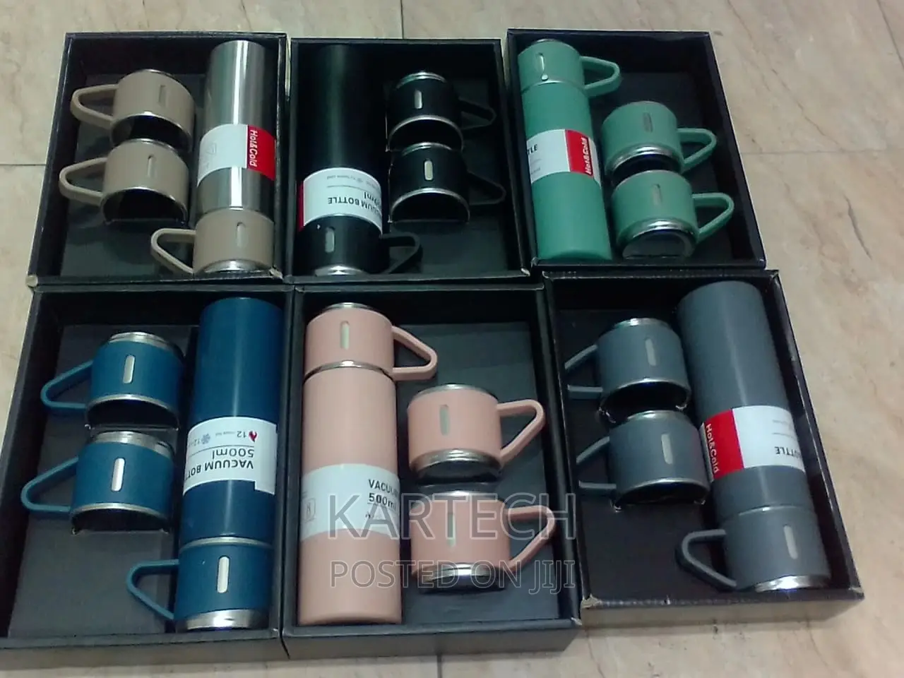 Thermos Set With 3 Cups