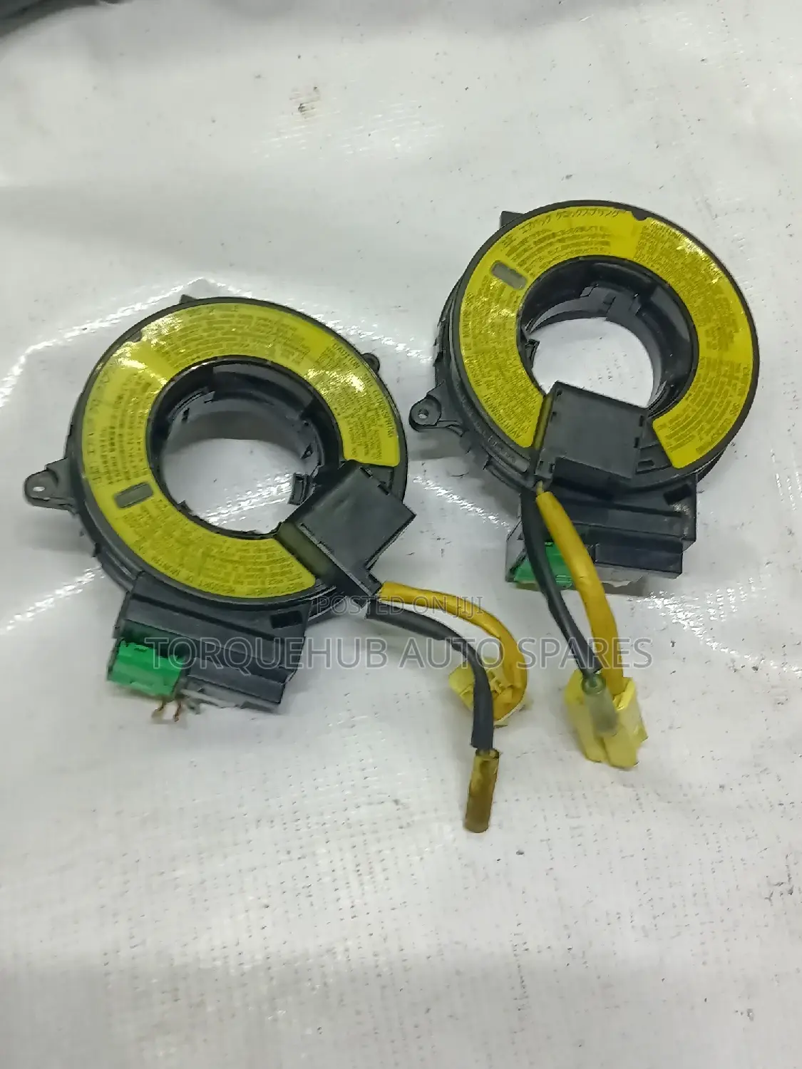 Mitsubishi Shogun/Pajero IO Horn Spiral