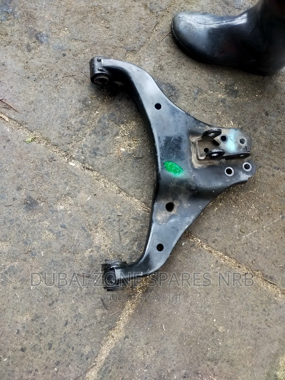 Isuzu D-Max 2005 Lower Control Arms Available Now on Offer.