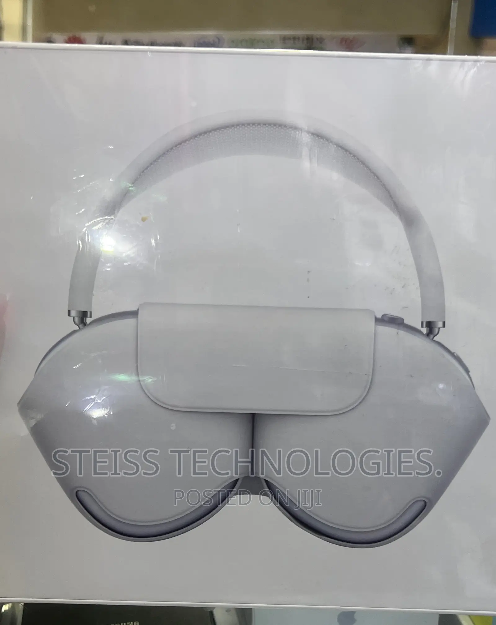 White-Airpods Max Headphones.