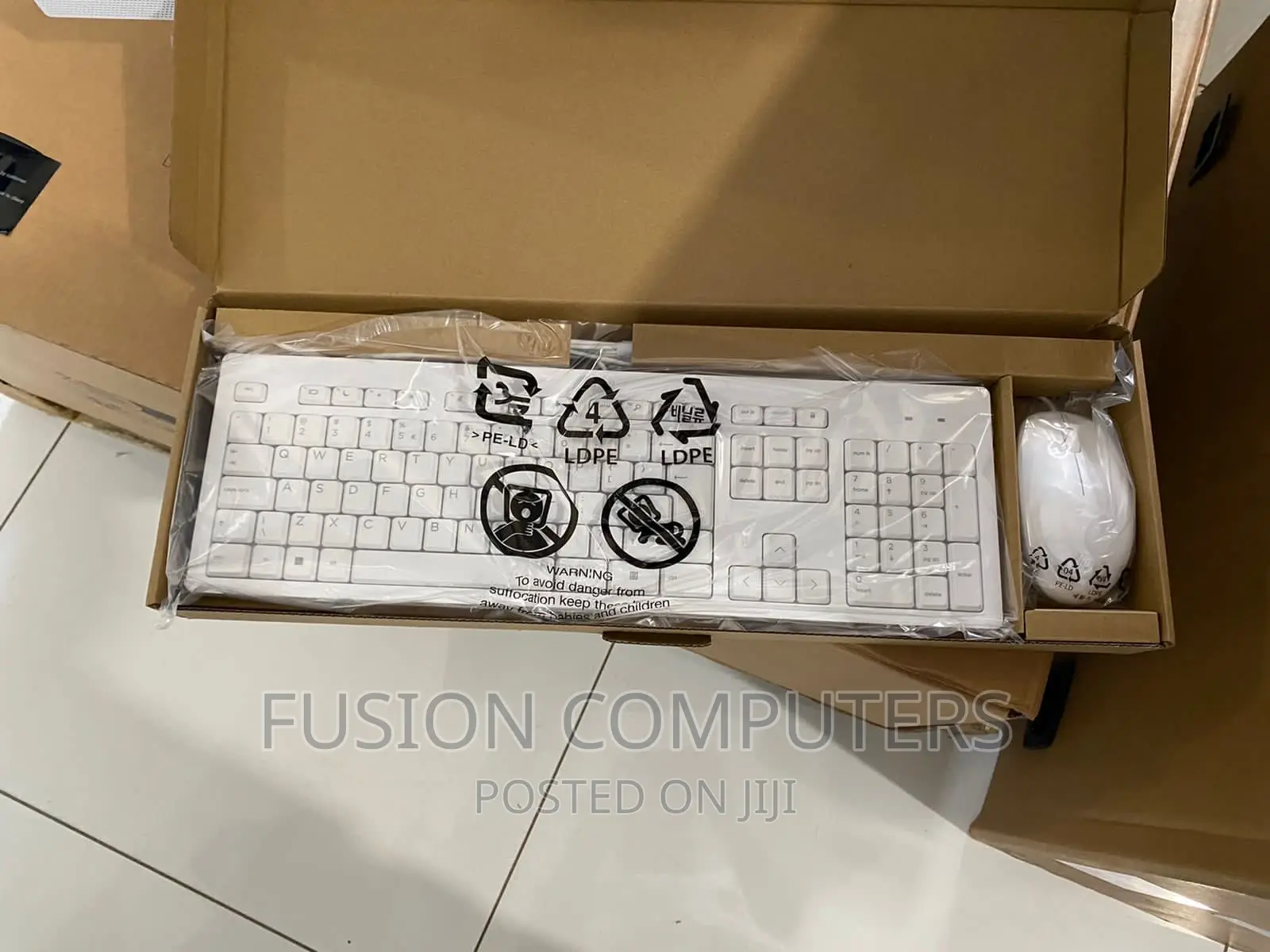 New Desktop Computer HP AiO 24 8GB Intel Core I5 SSD 512GB