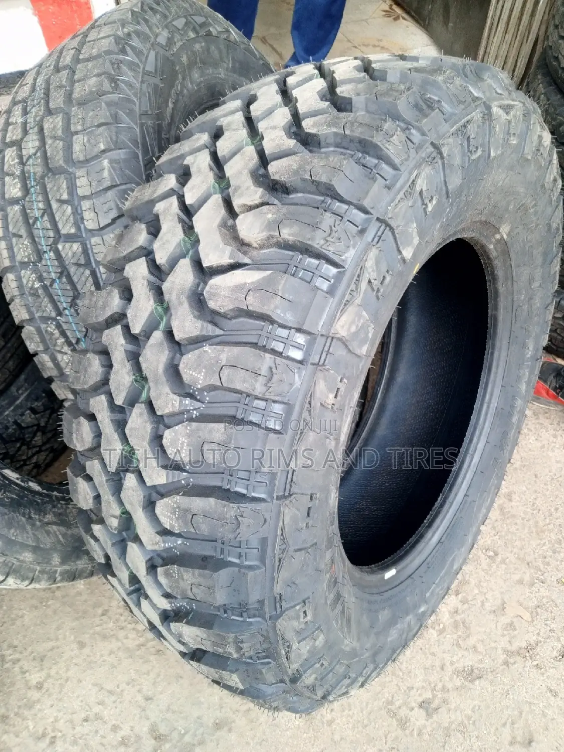 265/70r17 Winda Mud Terrain
