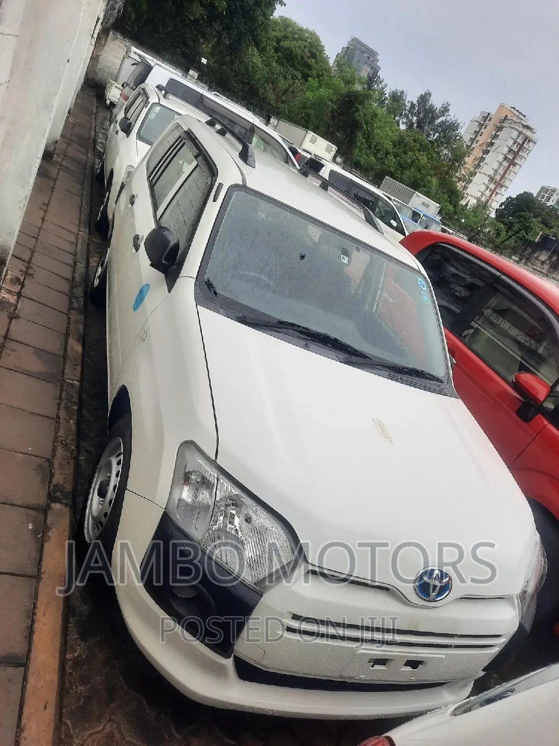 Toyota Probox 1.5 DX Comfort 2WD 2016 White