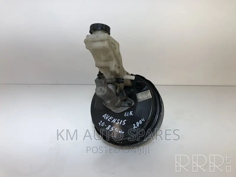 Toyota Avensis Brake Booster/Master Cylinder.