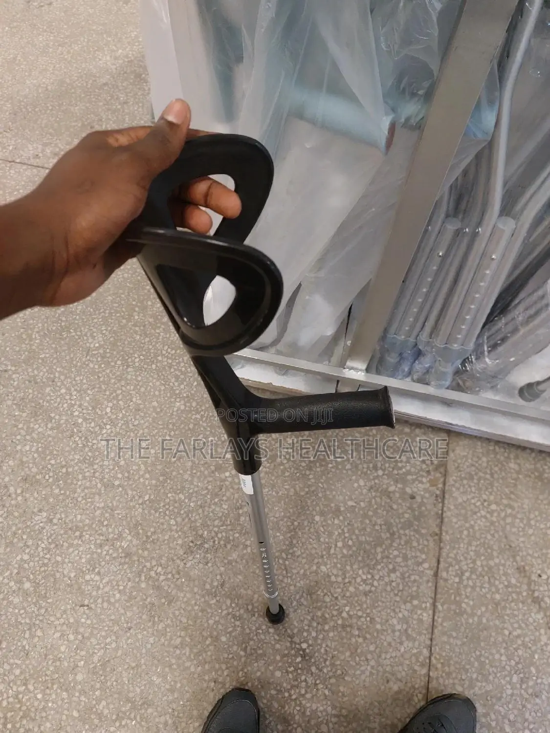 Elbow Crutches Pairt. - Open Cuff
