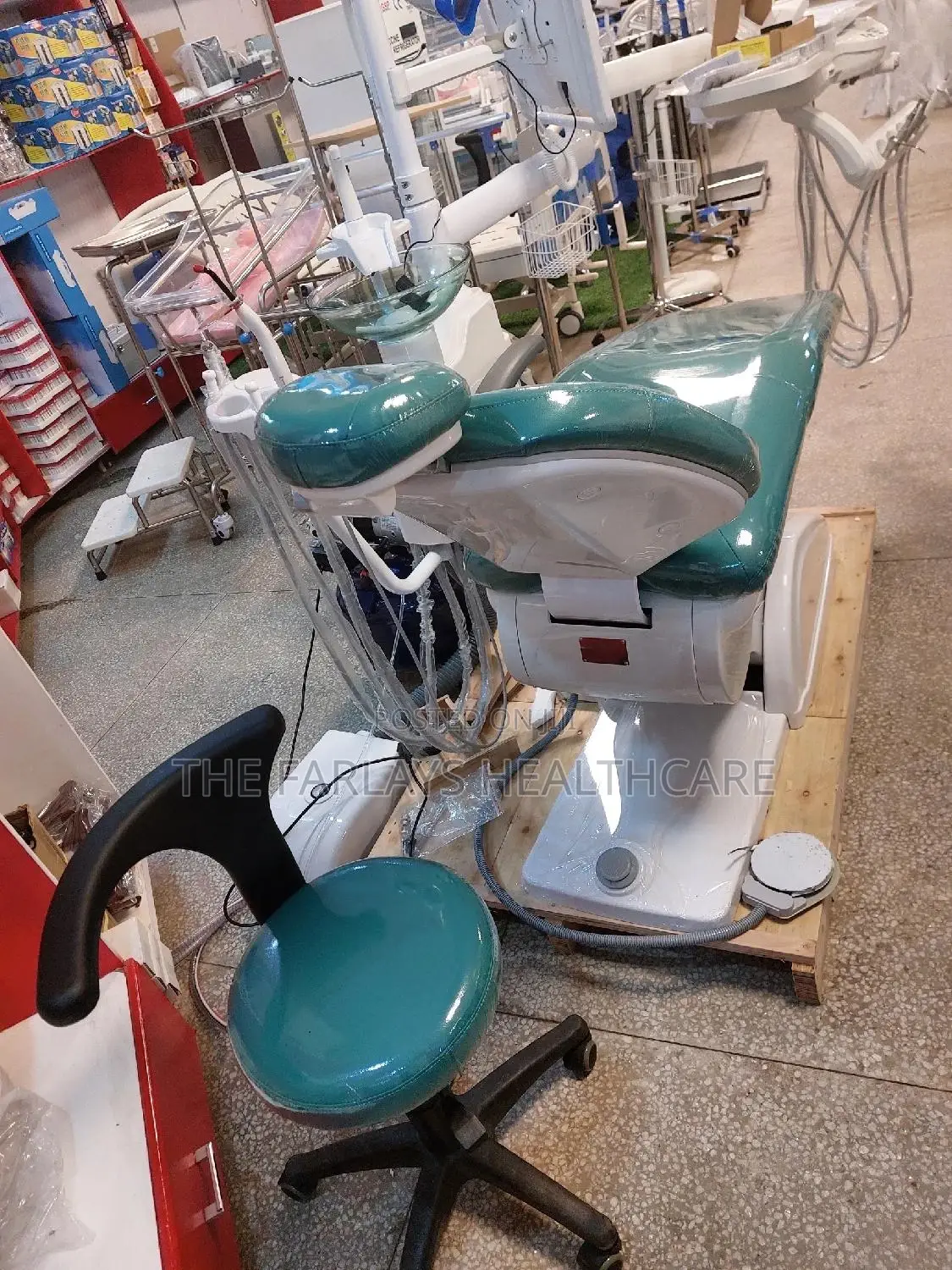 Dental Chair Set With Compressor.