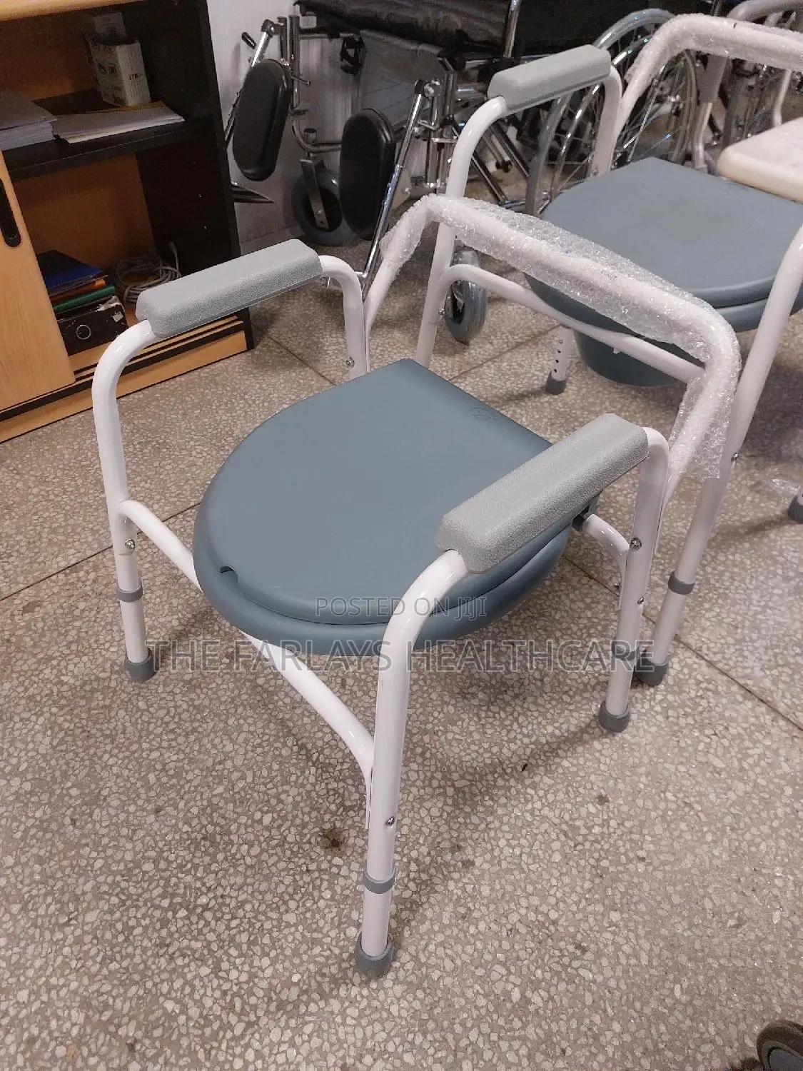 Commode Chair 810. - Adjustable Height.