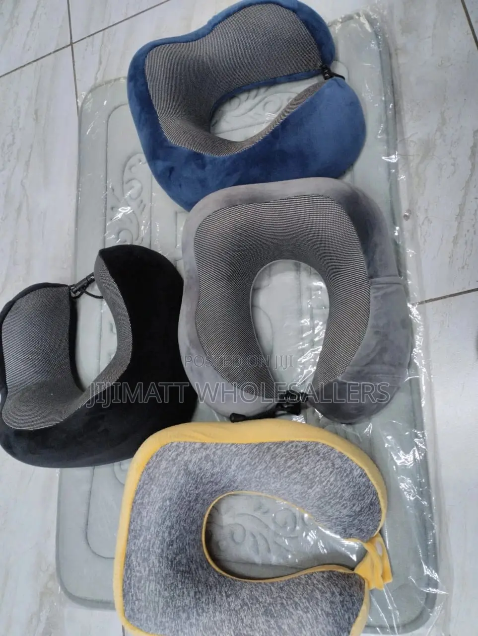 *Travel Neck Pillows*
Available in Different Colors