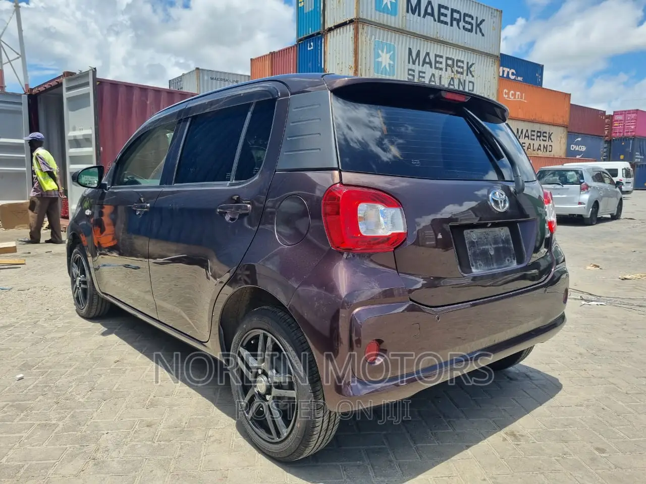 Toyota Passo 2016 Purple