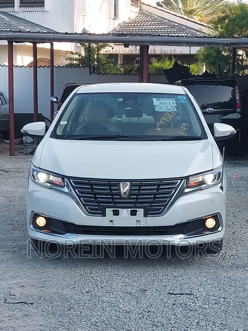 Toyota Premio 2017 White