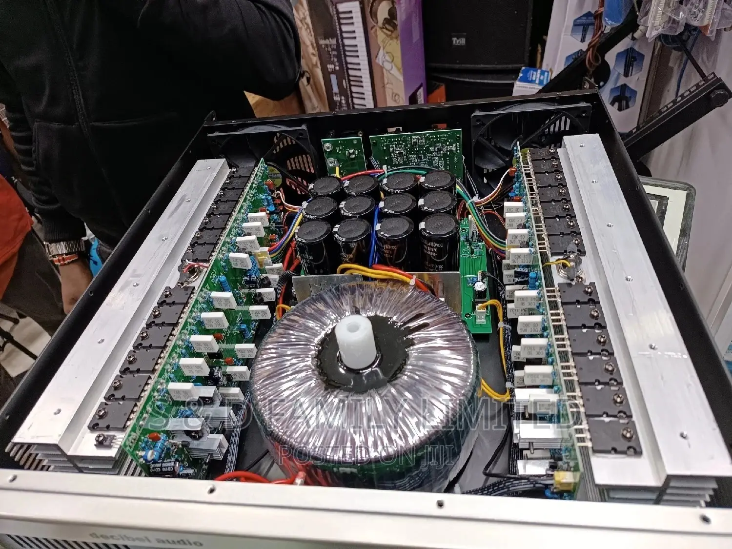Yamaha P9500S Power Amplifier
