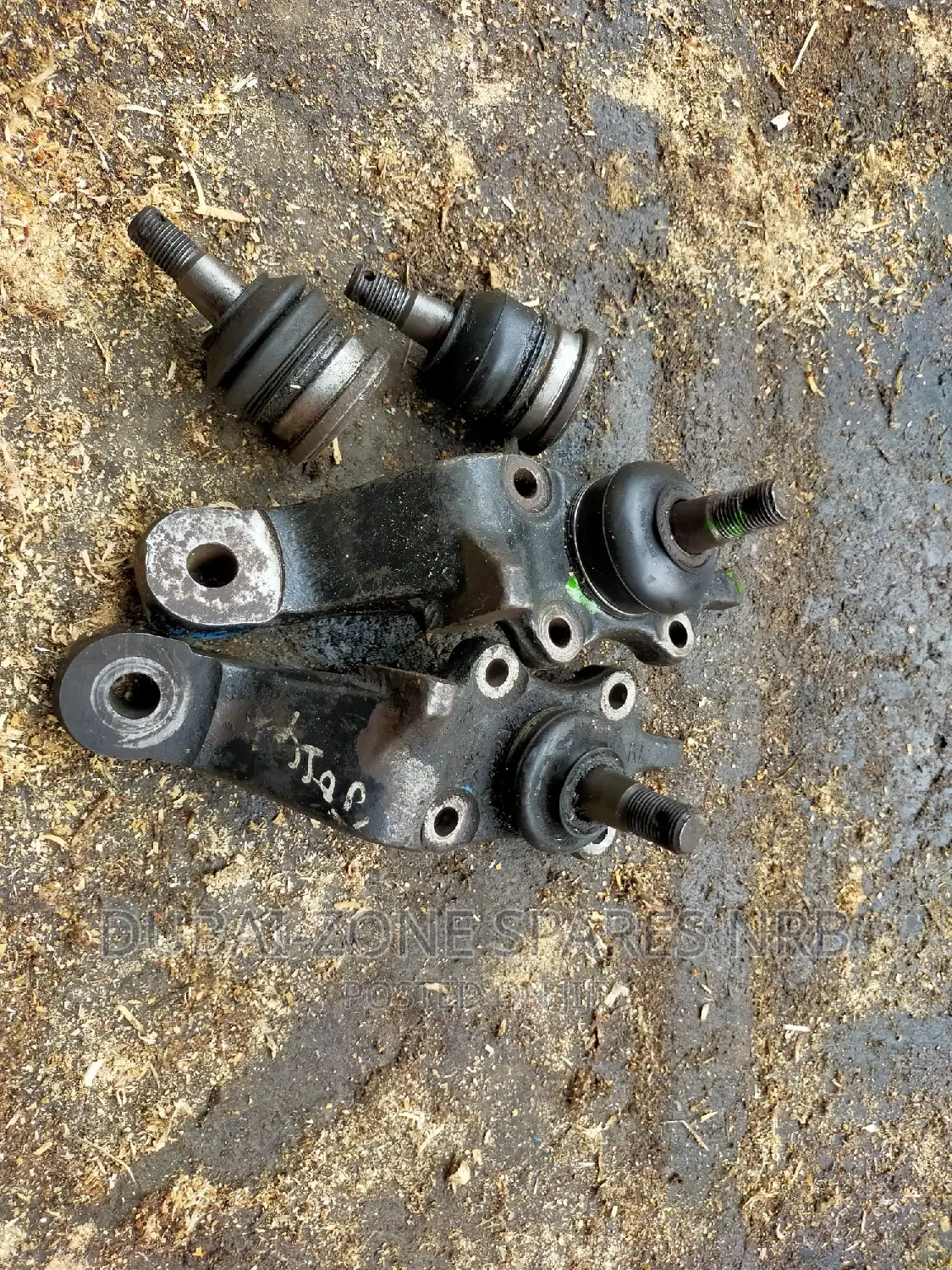 Prado J95 Lower and Upper Ball Joints Set Ksh15000