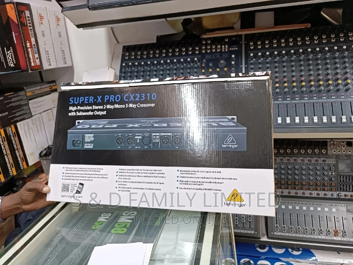 Super-X Pro CX2310 Crossover Behringer
