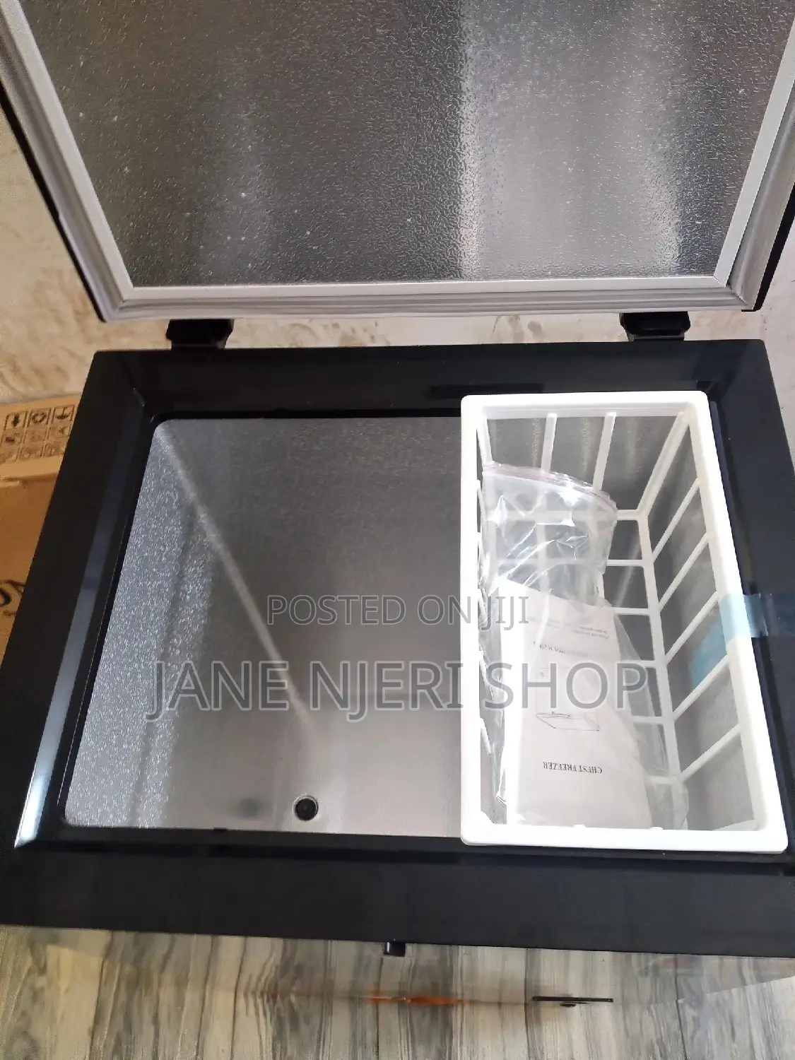 109 Icecool Deep Freezer