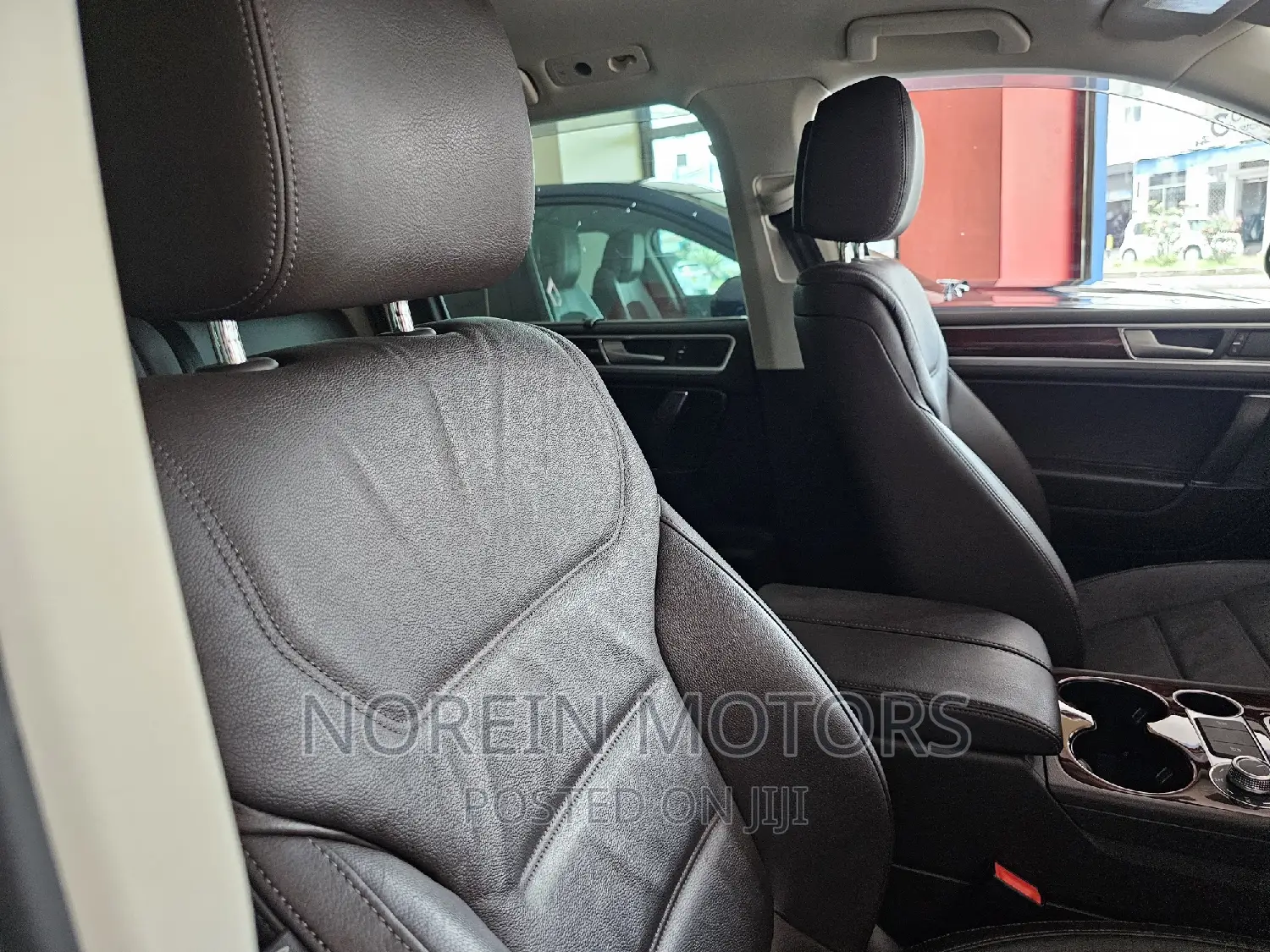 Volkswagen Touareg 2017 Black