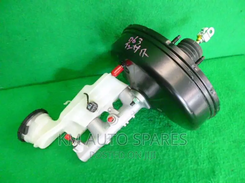 Honda Insight Brake Booster Master Cylinder.