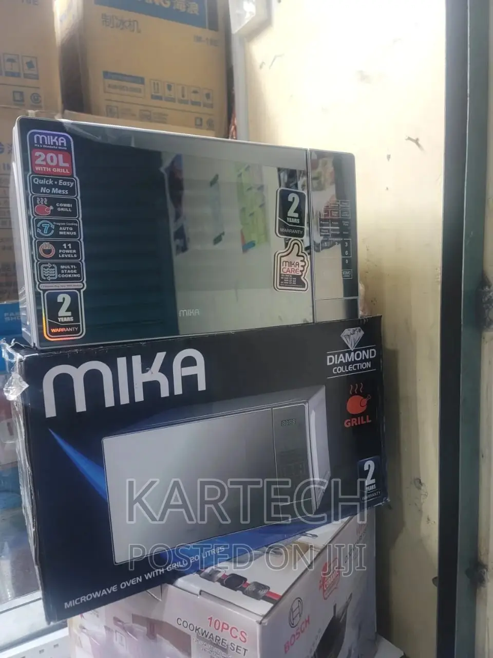 Mika Microwave Oven Grill 20ltr With 1000W Grill Silver
