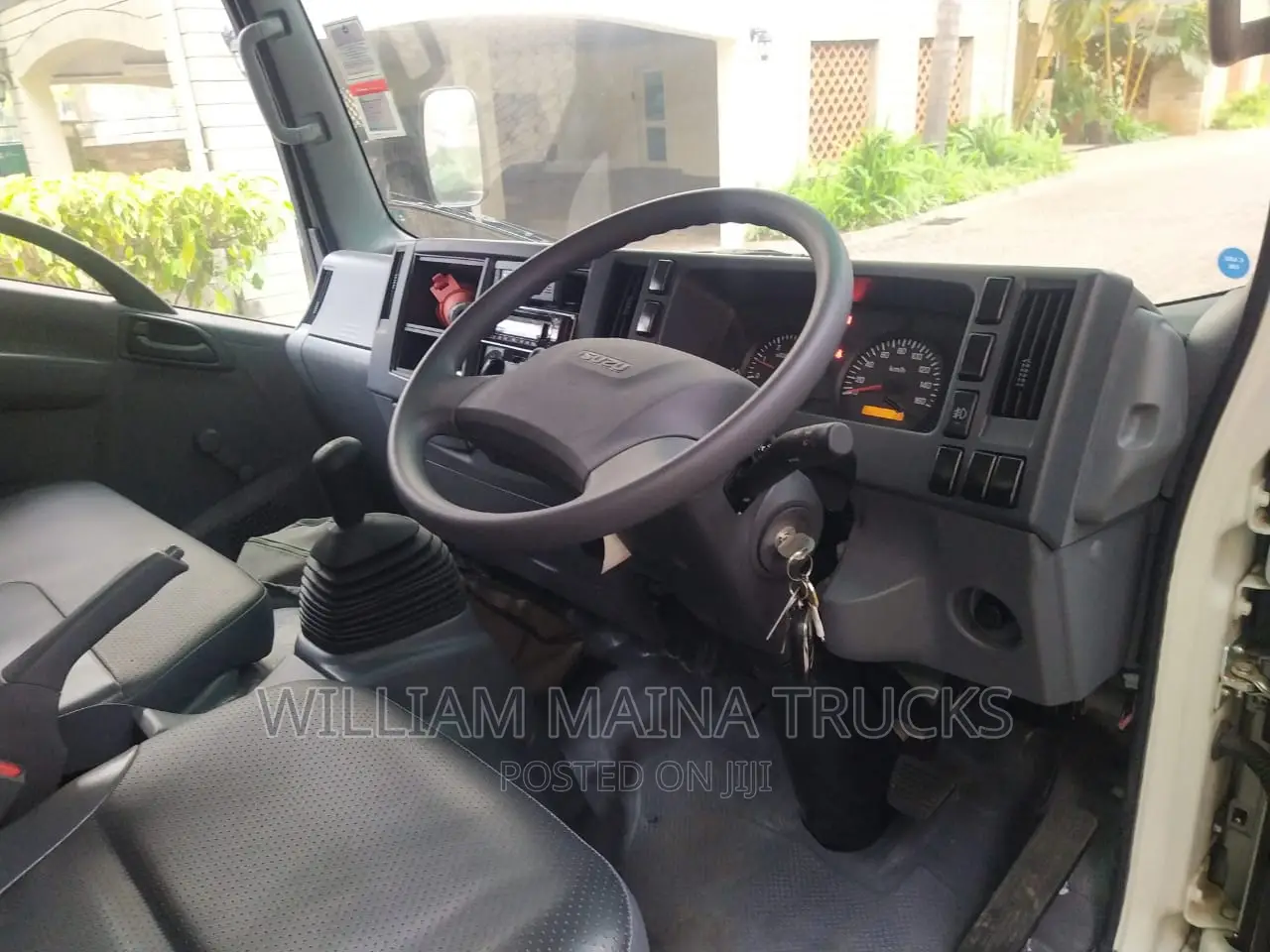 Isuzu NLR (Single Wheel)