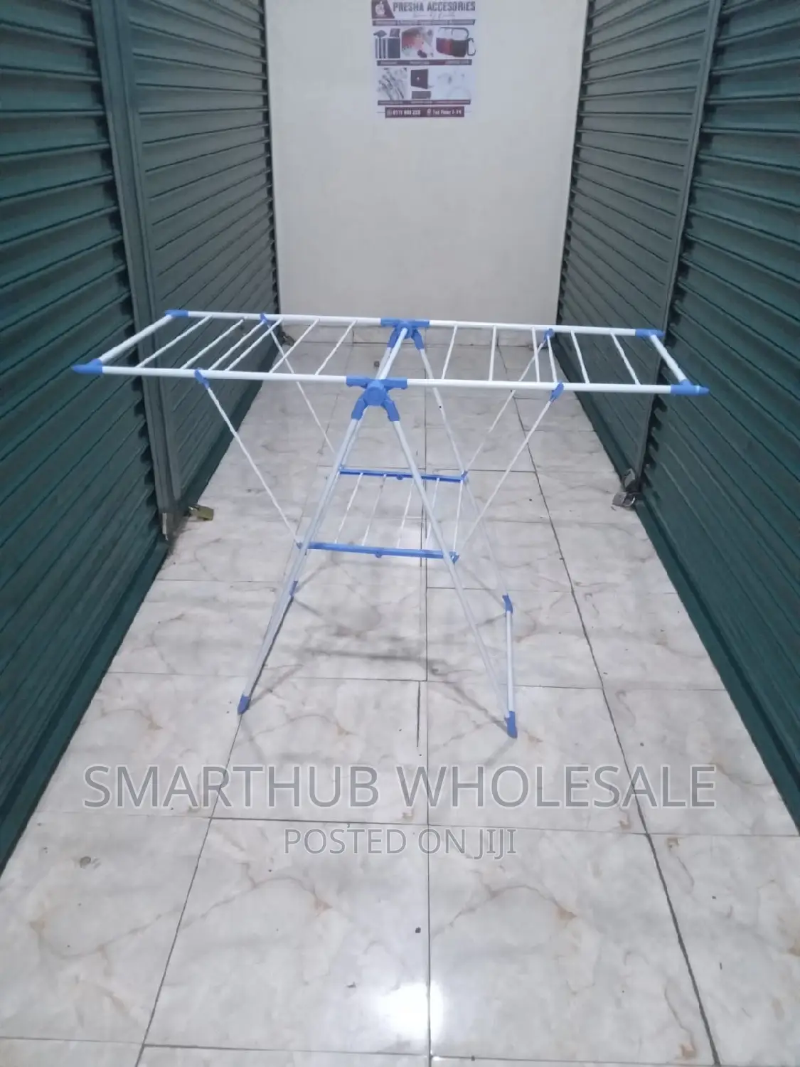 Generic Foldable/Portable Clothes Drying and Hanging
Rack