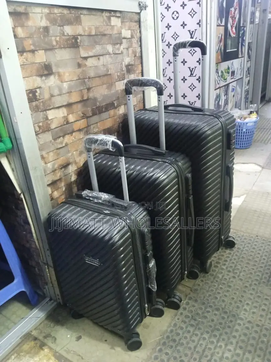 Quality 3 in 1 Prianna Luxurious Fibre Suitcase