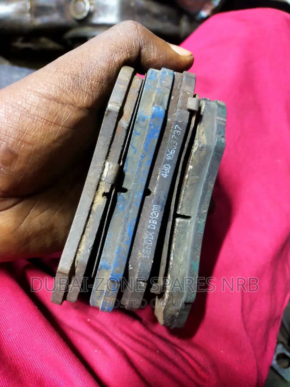 Prado J95,J120,J150,V8 200-Series Rear Brake Pads Available.